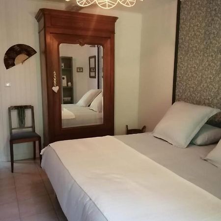 Bed and Breakfast La Parenthèse Saint-Étienne-du-Bois Esterno foto